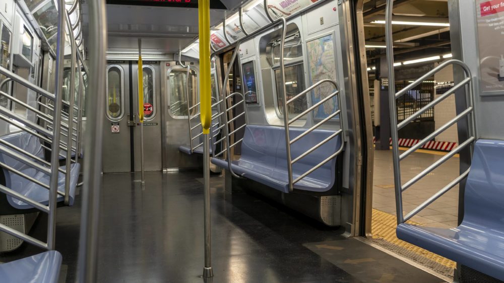 ny-subway-riding-in-new-york