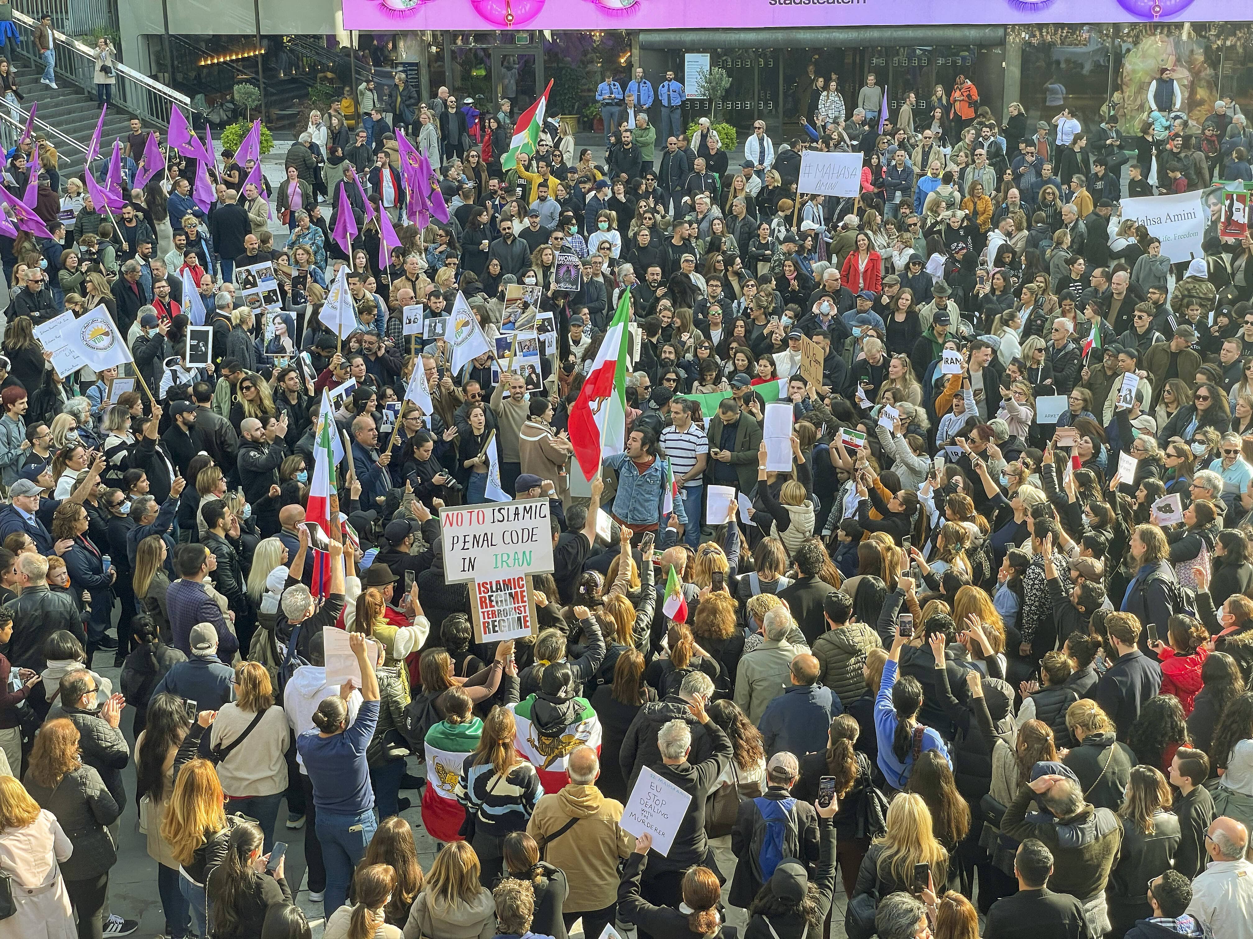 iran-protest-stockholm