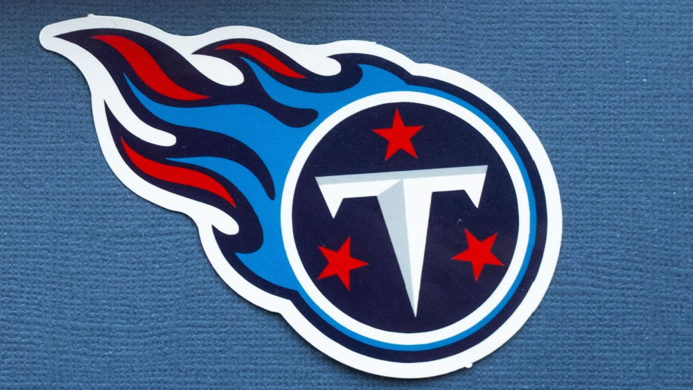 Tennessee Titans' Taylor Lewan announces baby No. 2 is on the way