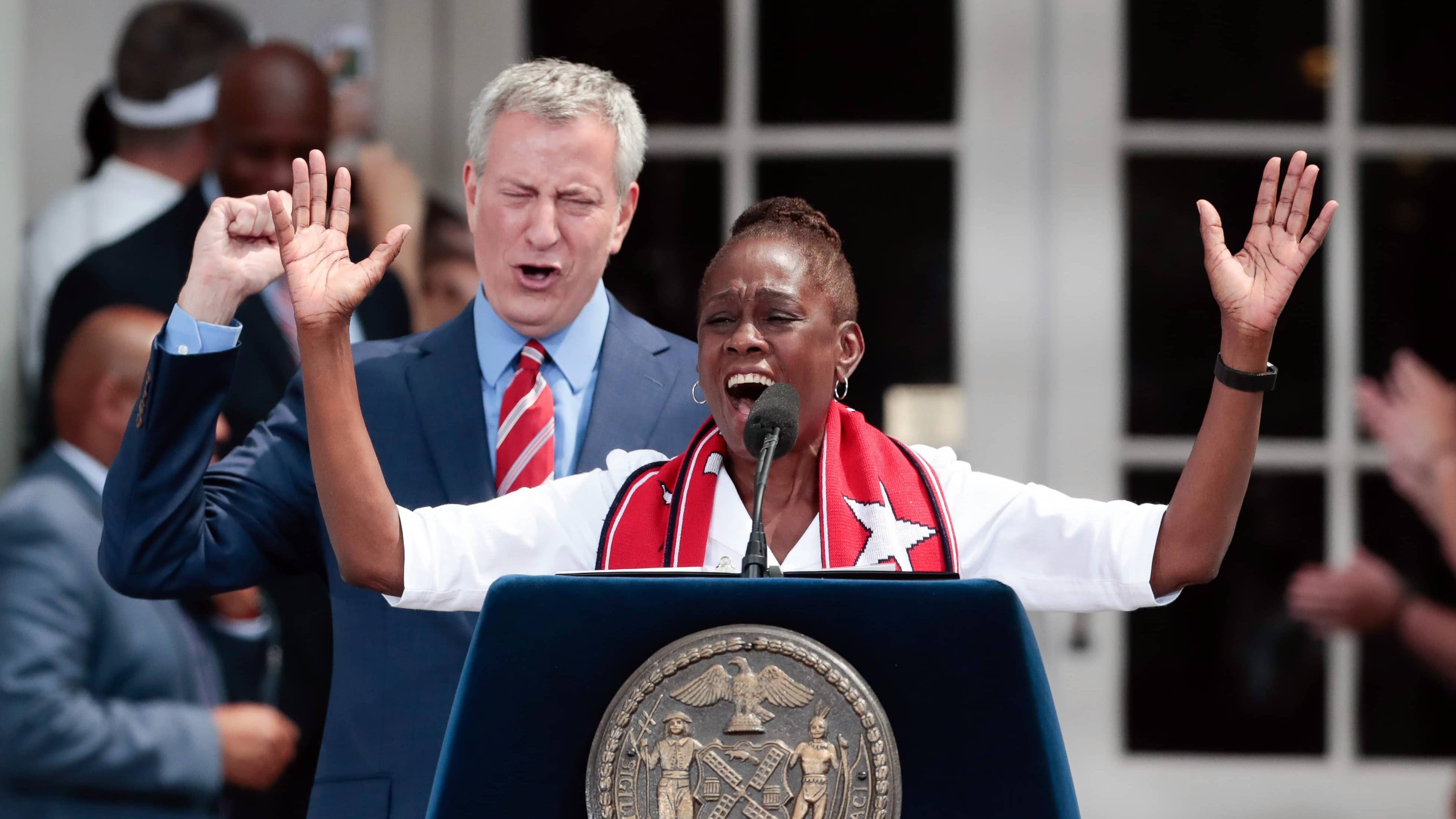 soccer-womens-world-cup-champions-parade-3