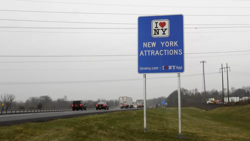 highway-sign-dispute