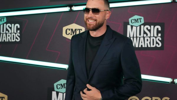 Travis Kelce to host ‘Are You Smarter Than a Celebrity?’