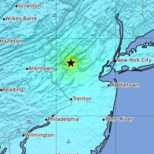 Map of New Jersey with star over Hunterdon County, the epicenter of recent earthquakes.