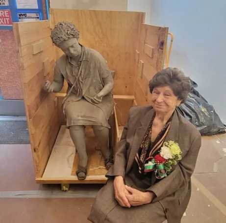 Hear how 95-yr-old Queens woman is reunited with long lost statue