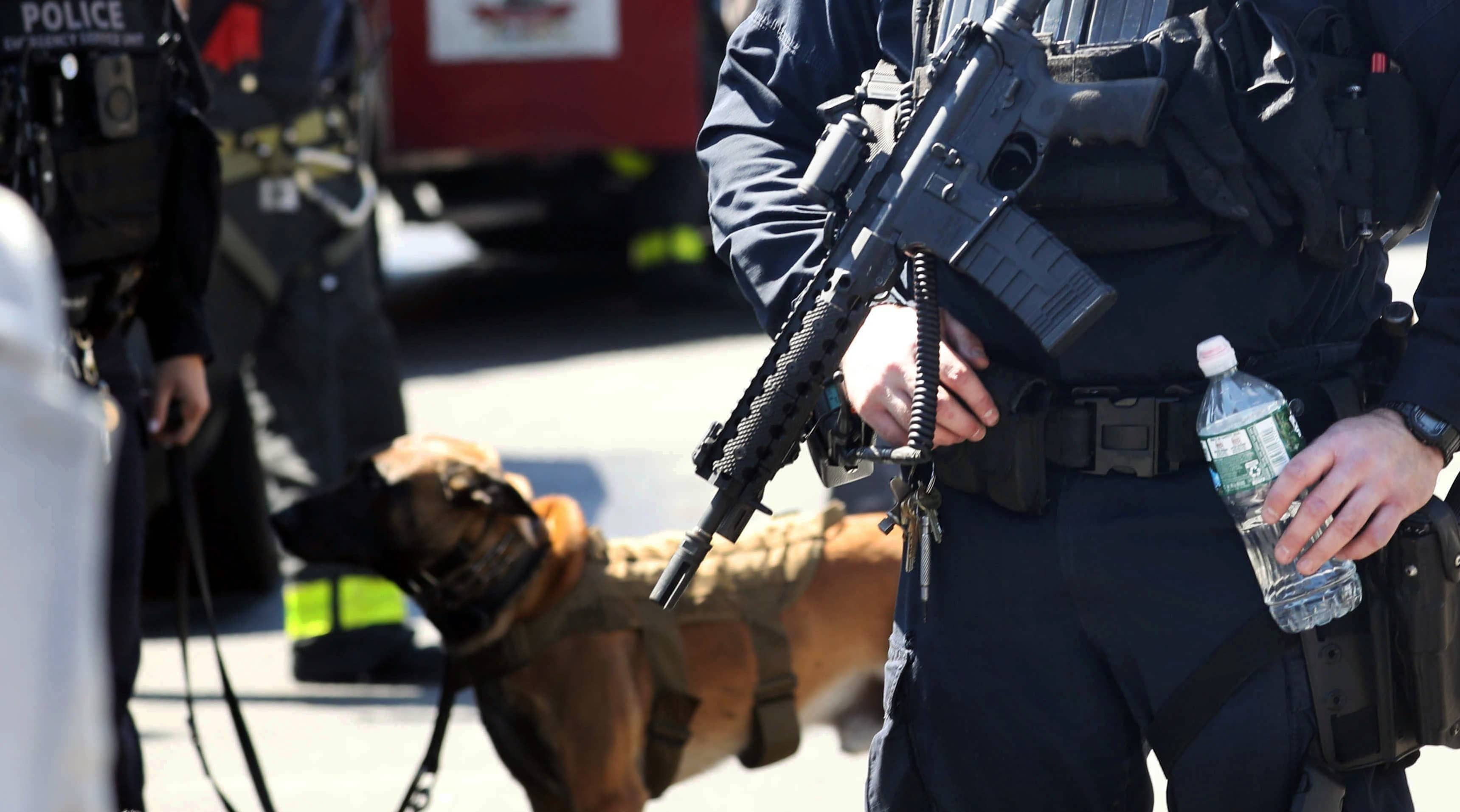 news-brooklyn-subway-shooting-8