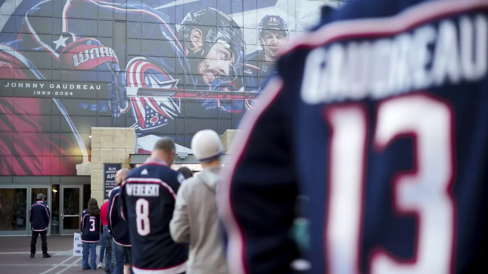 nhl-toronto-maple-leafs-at-columbus-blue-jackets