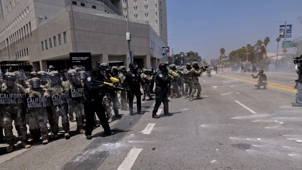 los-angeles-ice-raid-and-national-guard-deployemnt-protest