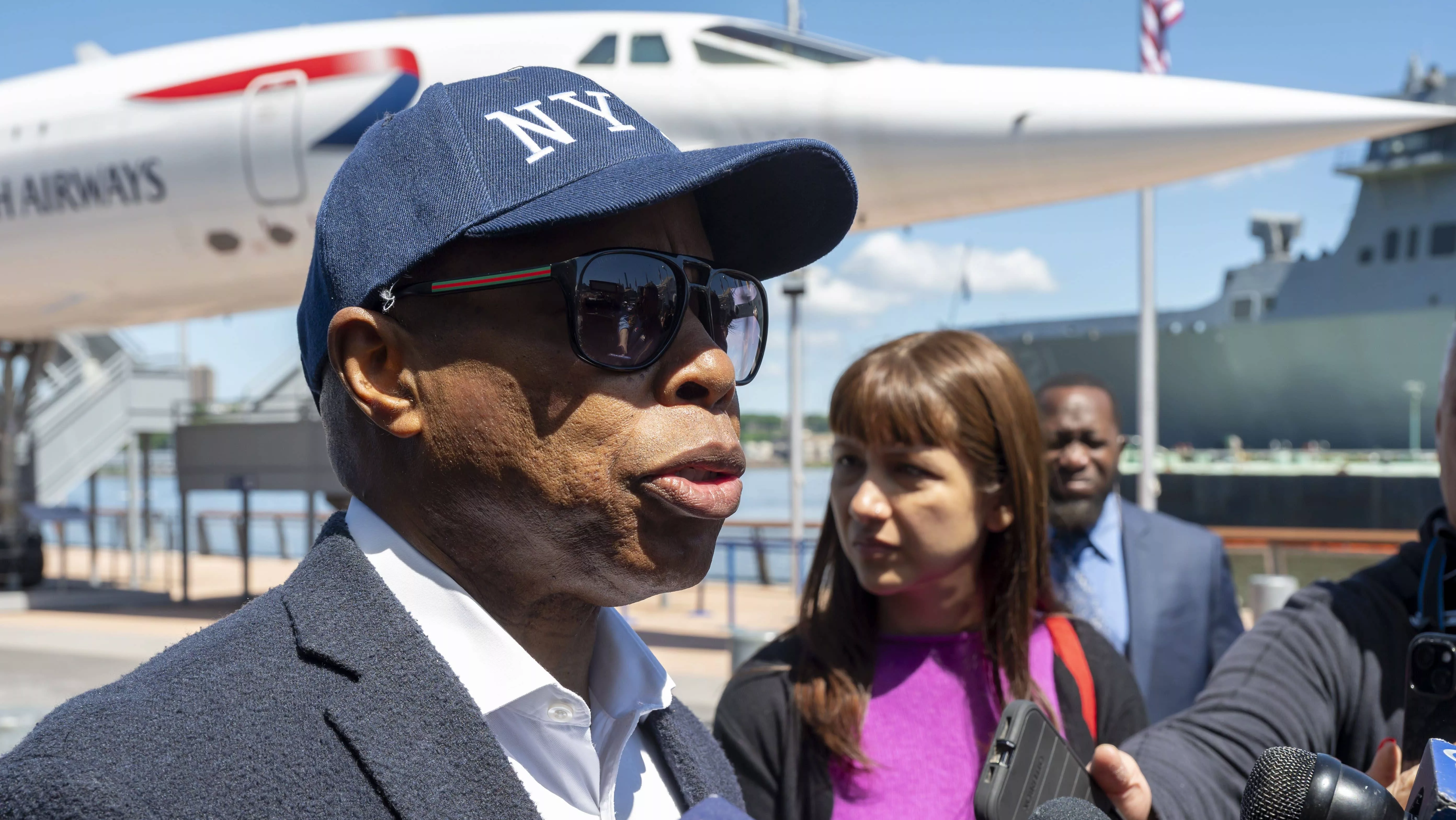 2025-memorial-day-ceremony-at-intrepid-museum-in-new-york-usa-26-may-2025