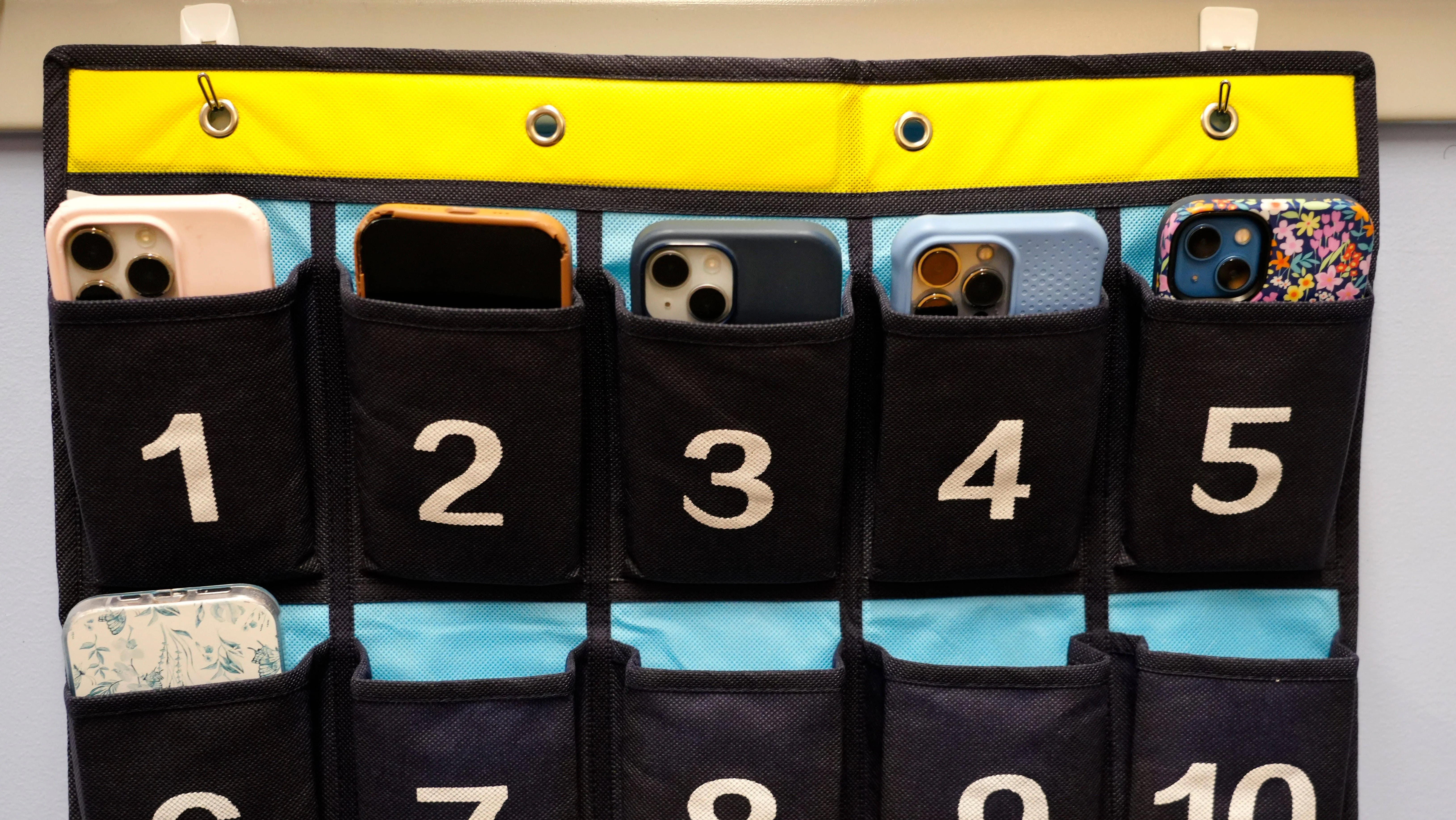 syndication-the-enquirer-39