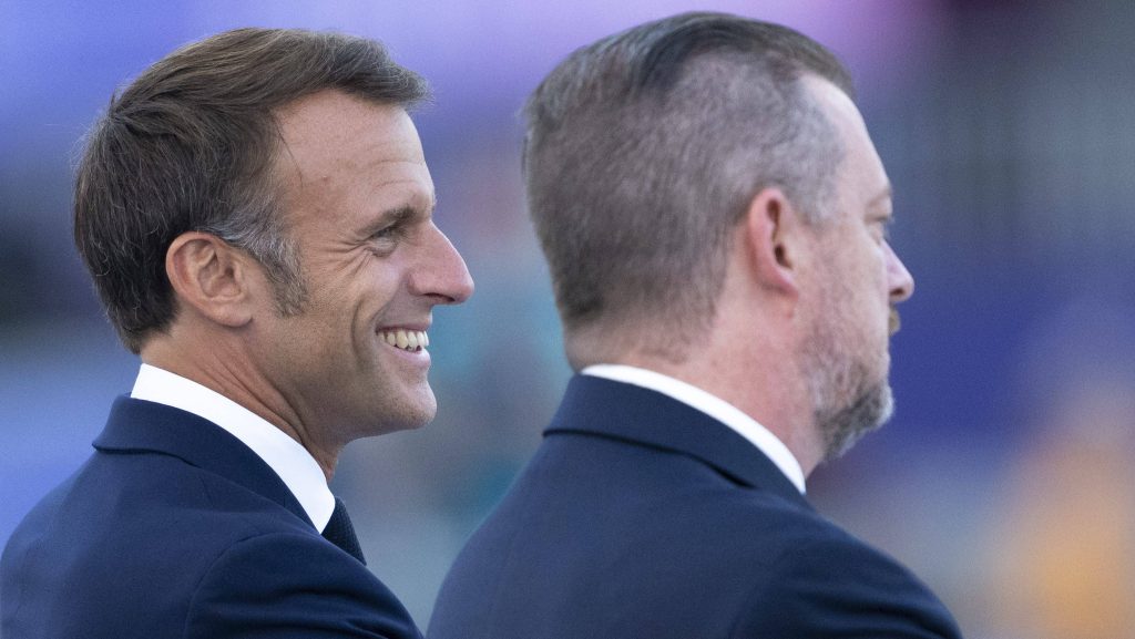 Why Is France’s Government in Crisis?