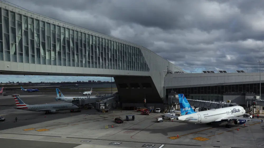 laguardia-airport-amid-u-s-government-shutdown-in-new-york-city