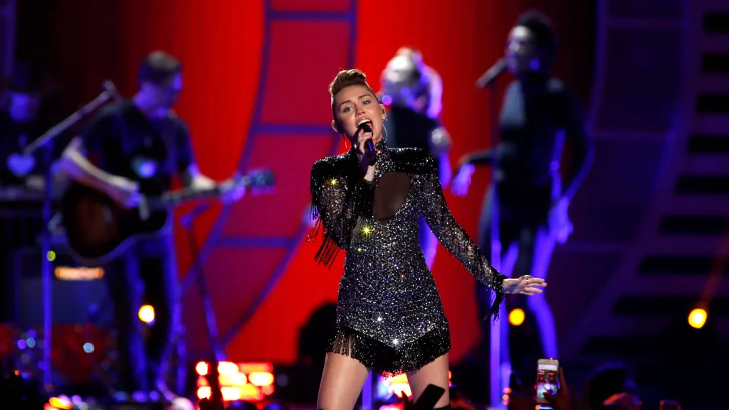 miley-cyrus-performs-during-the-iheartradio-music-festival-at-t-mobile-arena-in-las-vegas