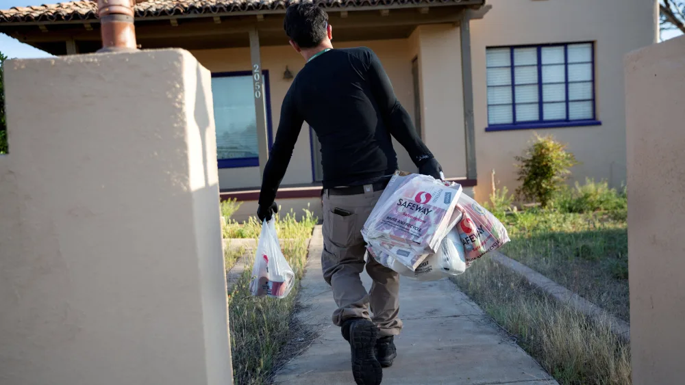 file-photo-instacart-employee-eric-cohn-works-amid-the-coronavirus-outbreak