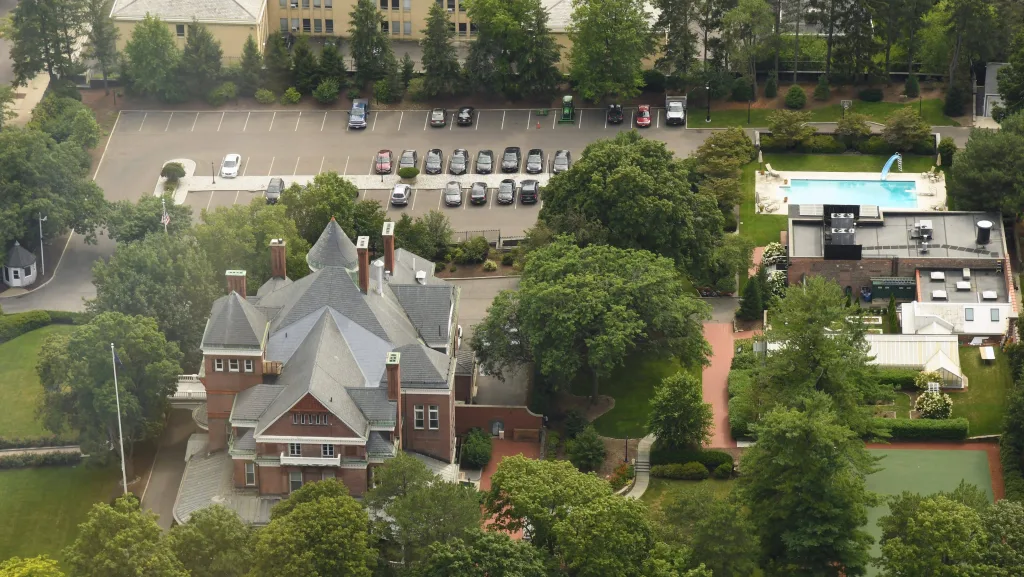 view-of-the-governors-mansion-in-albany-new-york