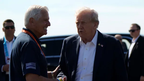 u-s-president-donald-trump-in-farmingdale