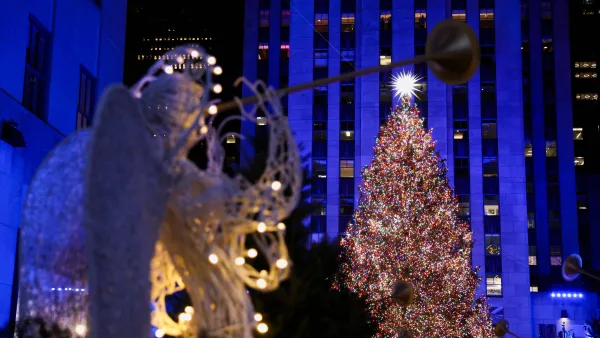 2025-rockefeller-center-christmas-tree-lighting-ceremony-in-manhattan