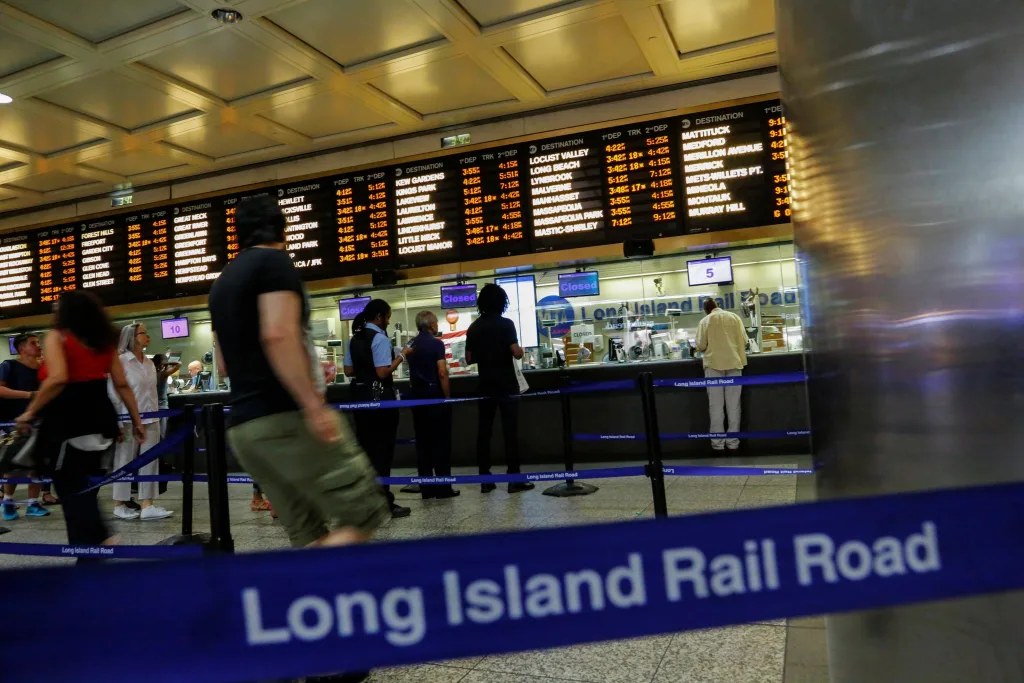 commuters-buy-lirr-tickets-at-new-yorks-pennsylvania-station-in-new-york-city