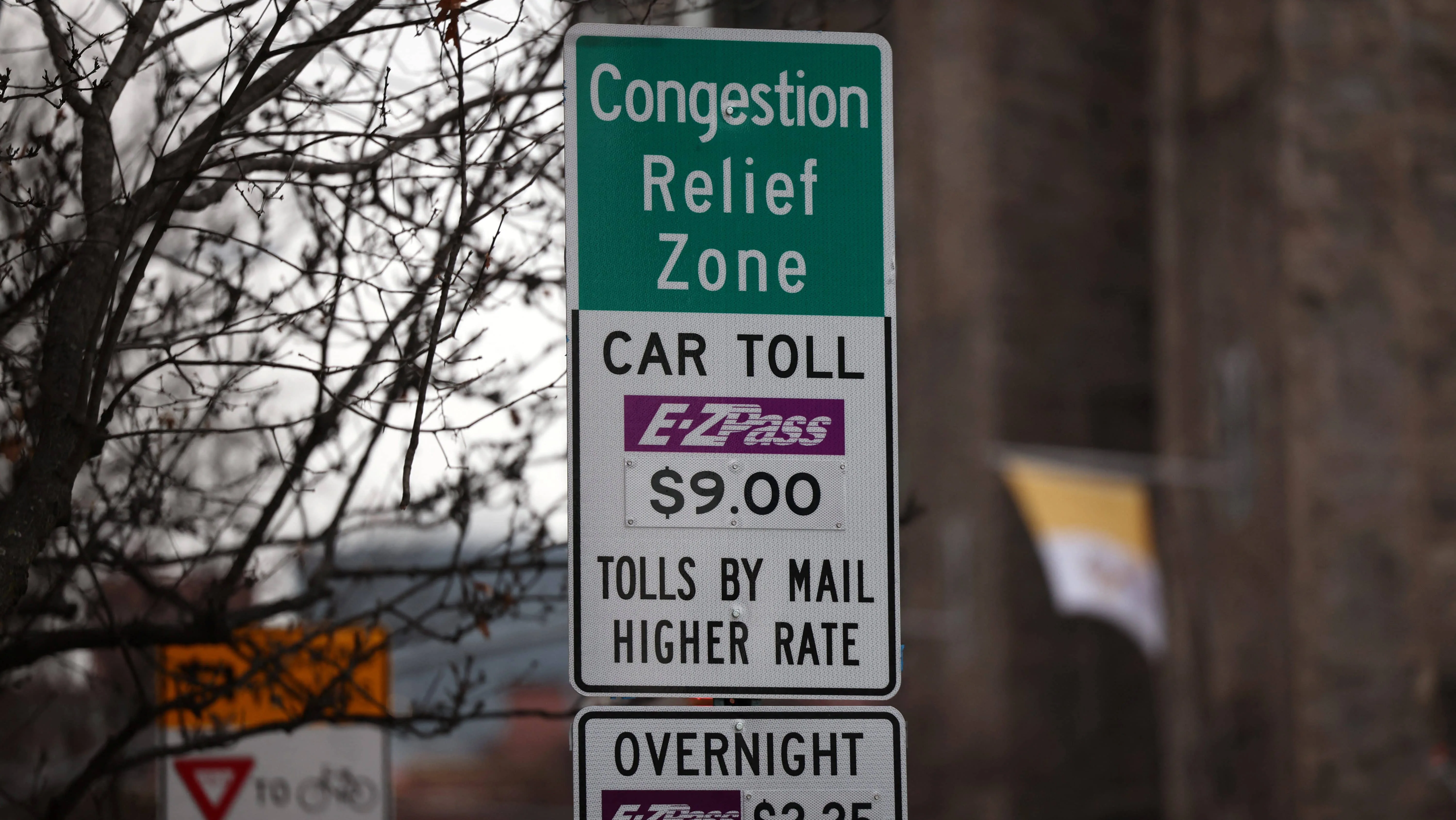 new-york-citys-congestion-pricing-program-goes-into-effect-in-manhattan