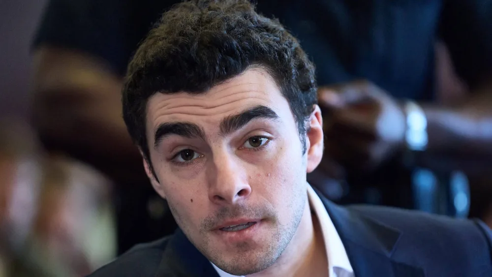 luigi-mangione-appears-at-the-manhattan-supreme-court