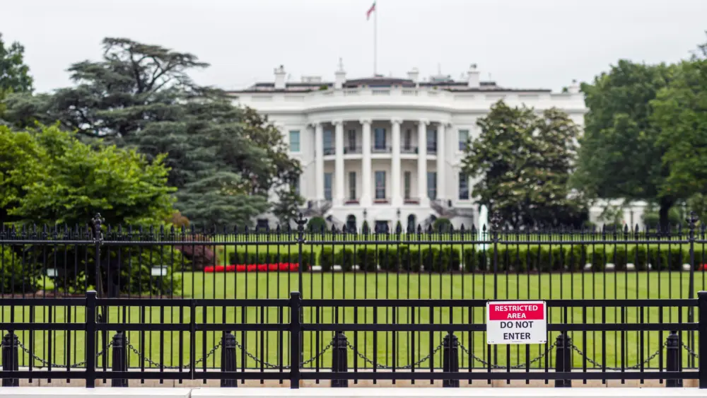 White House in Washington DC