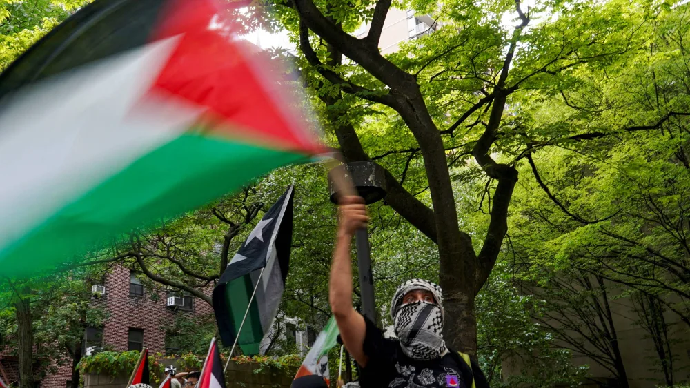 people-participate-in-the-national-march-on-nyc-for-gaza-in-new-york