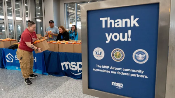 free-food-is-distributed-to-tsa-staff-at-a-mobile-pantry-during-government-shutdown