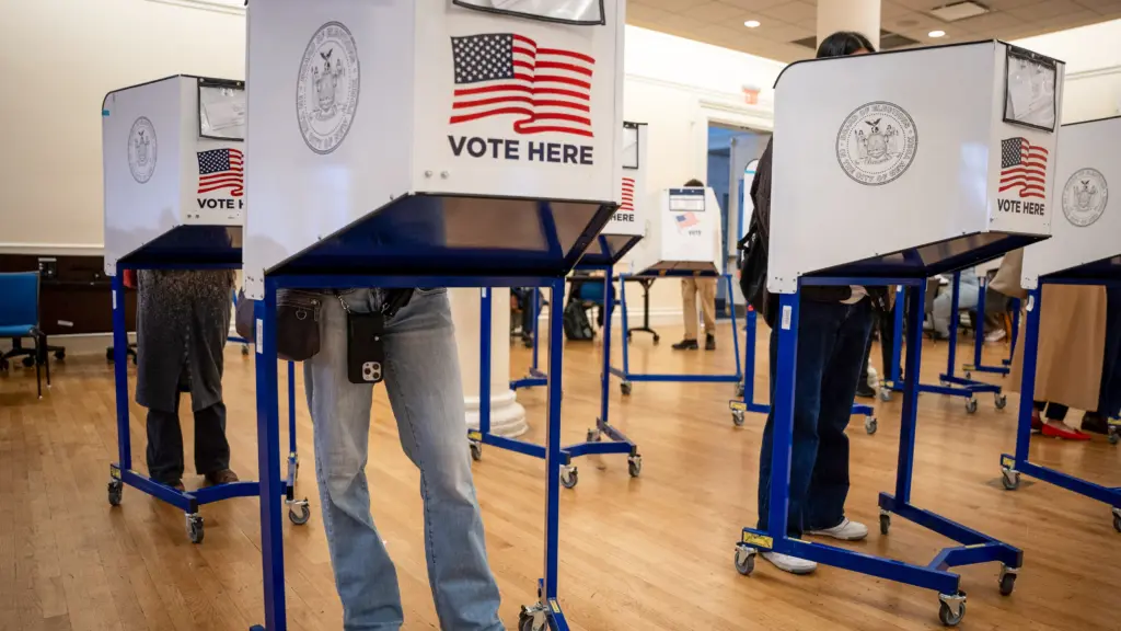 election-day-in-new-york-city-brooklyn-borough