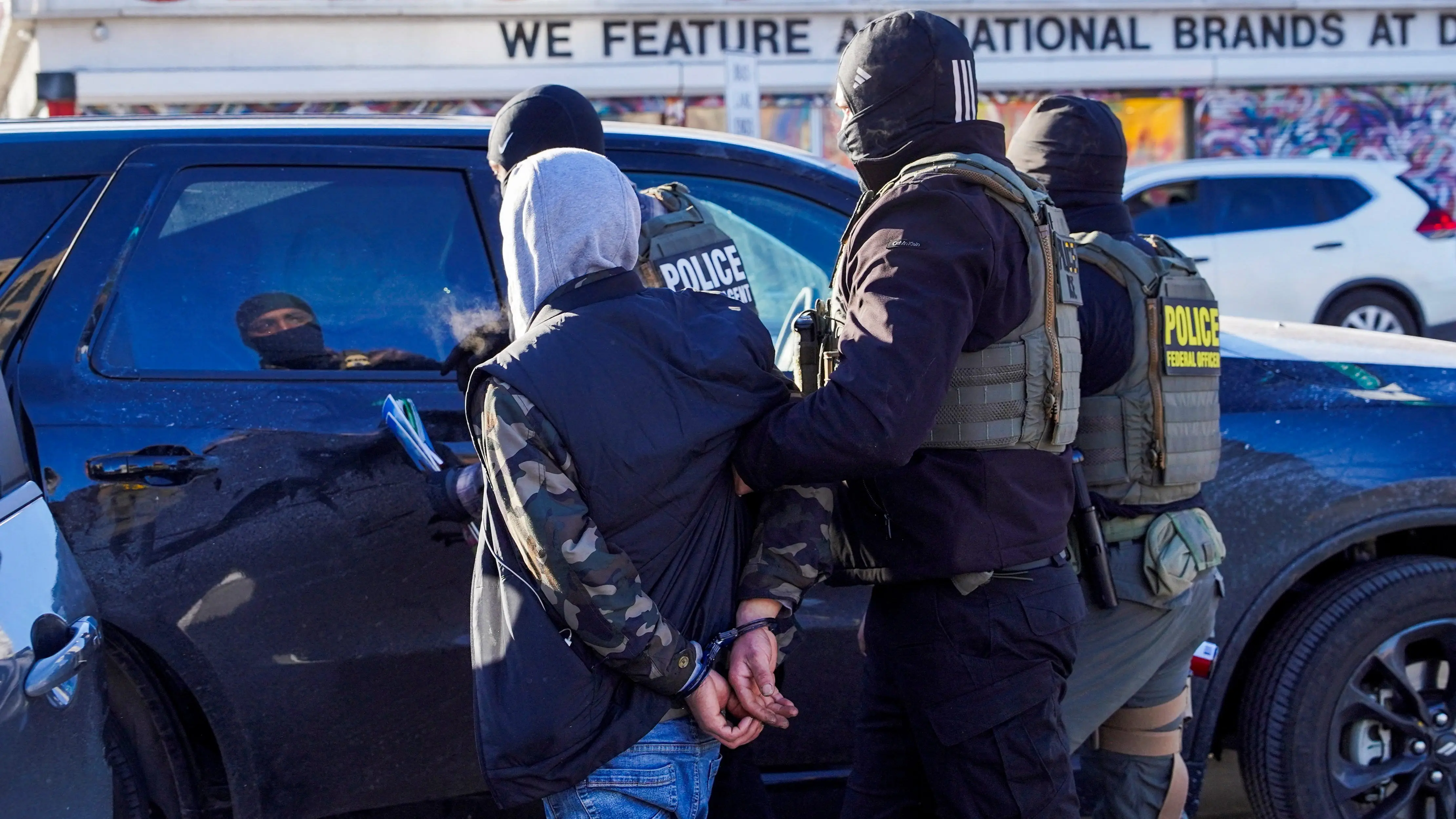 immigration-raid-in-minneapolis