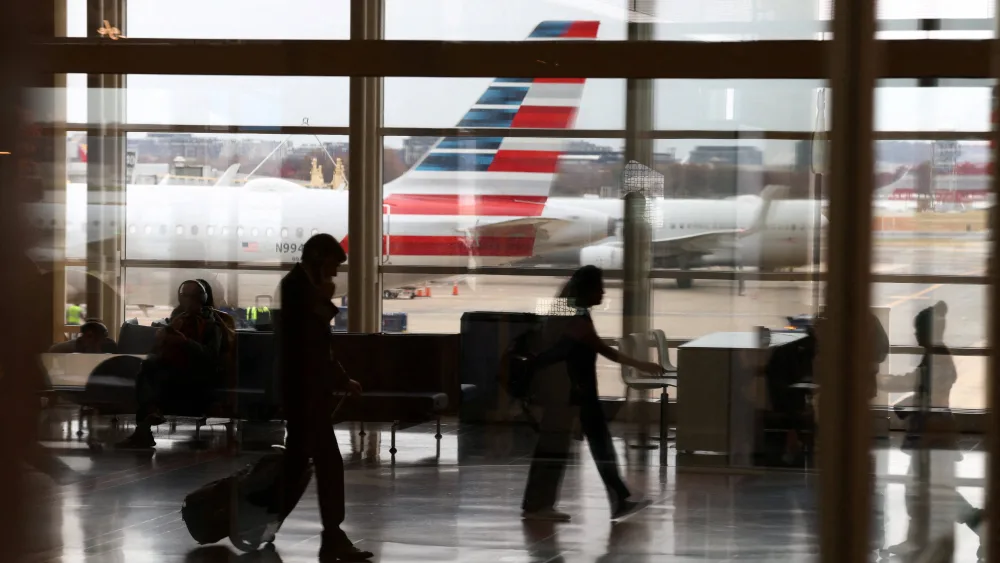 file-photo-thanksgiving-holiday-travel-at-ronald-reagan-washington-national-airport-in-arlington-virginia