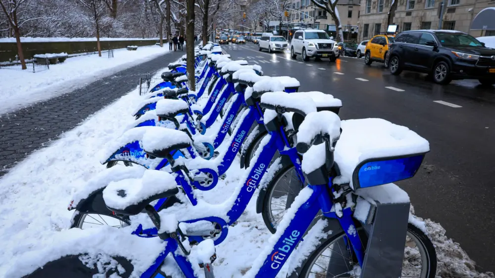 winter-storm-rings-heavy-snow-to-areas-of-new-york-and-new-jersey