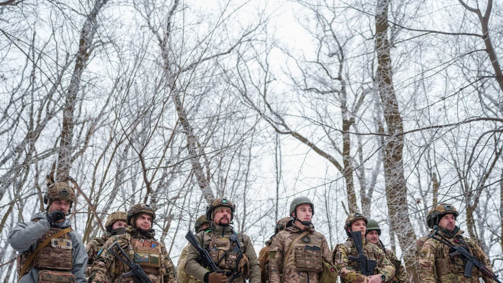 ukrainian-servicemen-attend-a-dedication-ceremony-near-a-front-line-in-donetsk-region
