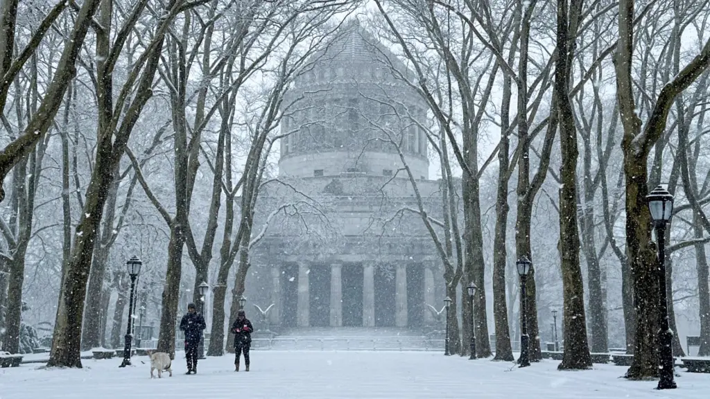 noreaster-winter-storm-in-new-york