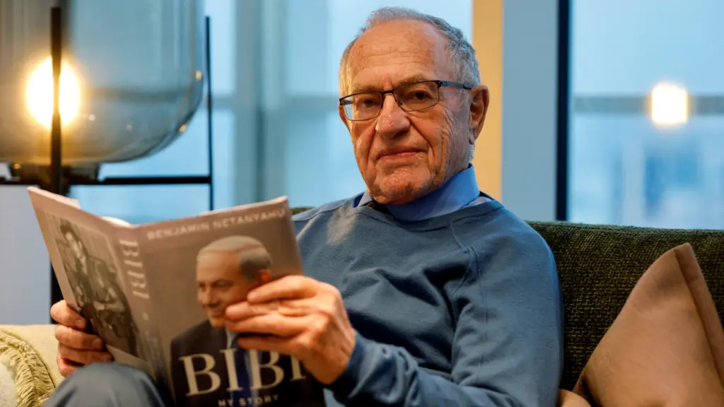 american-jurist-alan-dershowitz-is-interviewed-during-a-visit-in-tel-aviv