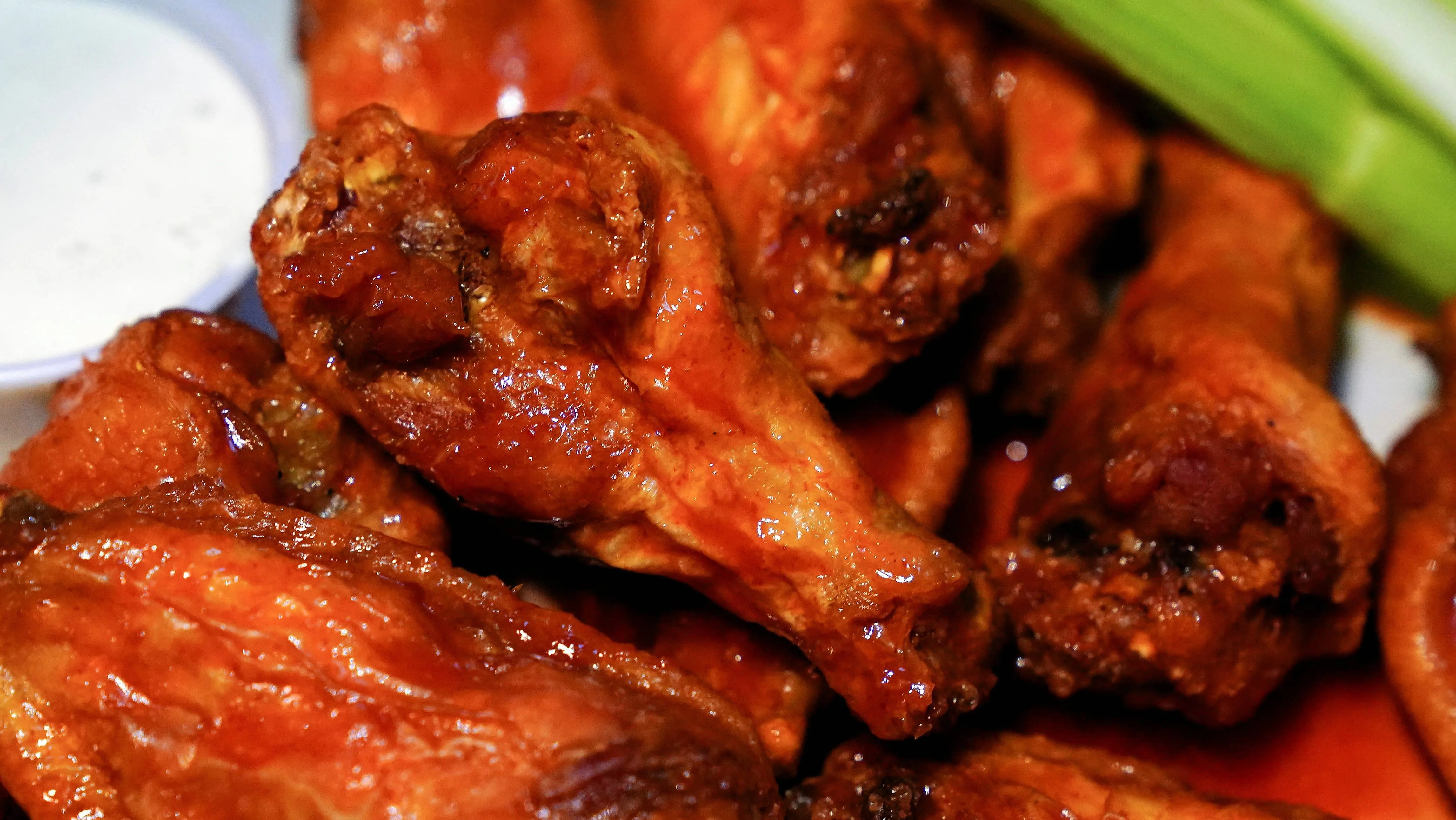 chicken-wings-in-buffalo