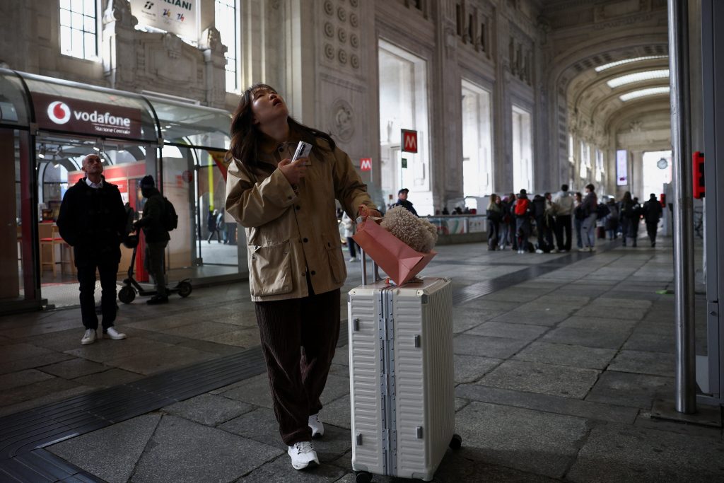 Rail Disruptions Hit Northern Italy as Anarchists Claim Olympic-Day Sabotage