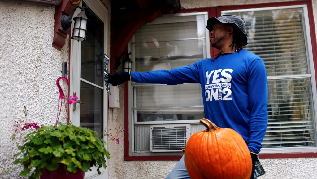 voters-split-over-whether-abolish-police-department-in-minneapolis