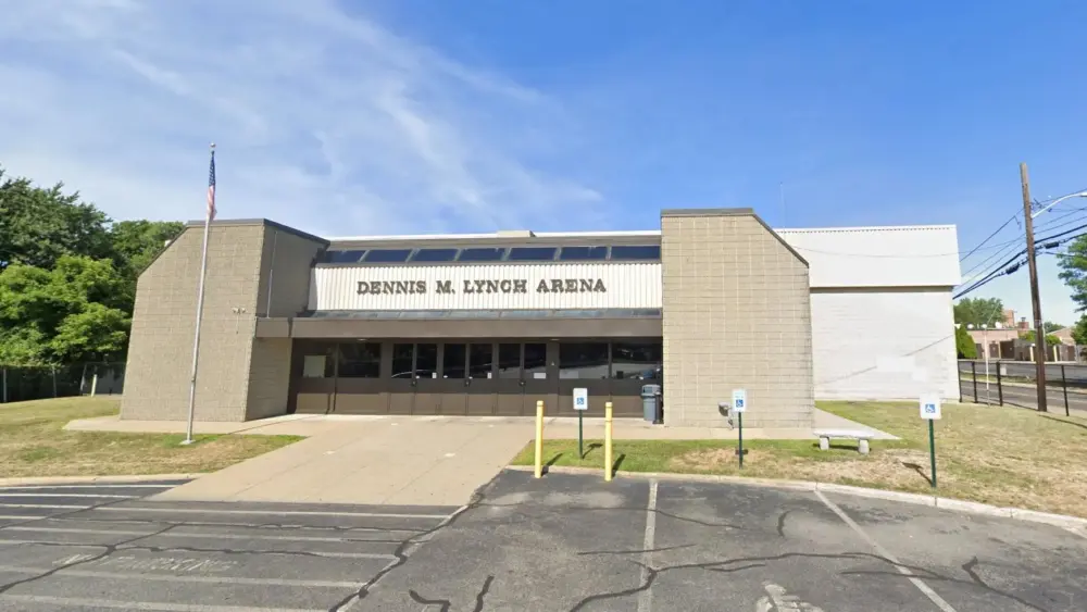 dennis-m-lynch-arena-police-121495776