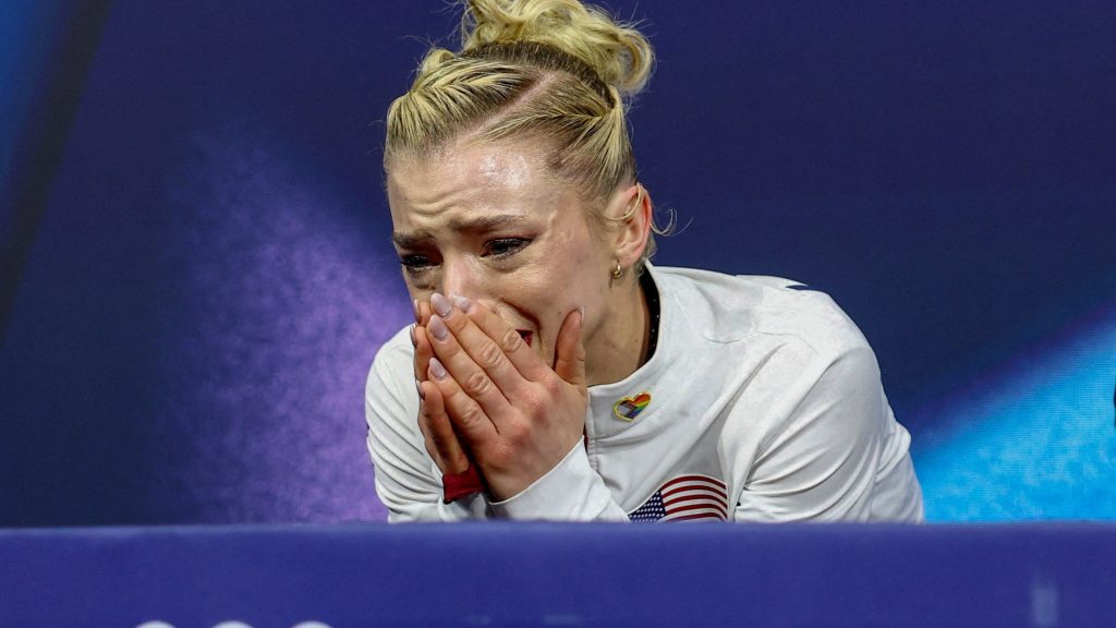 “Woke B***H,” Amber Glenn Crashes to 13th and Breaks Down on Ice