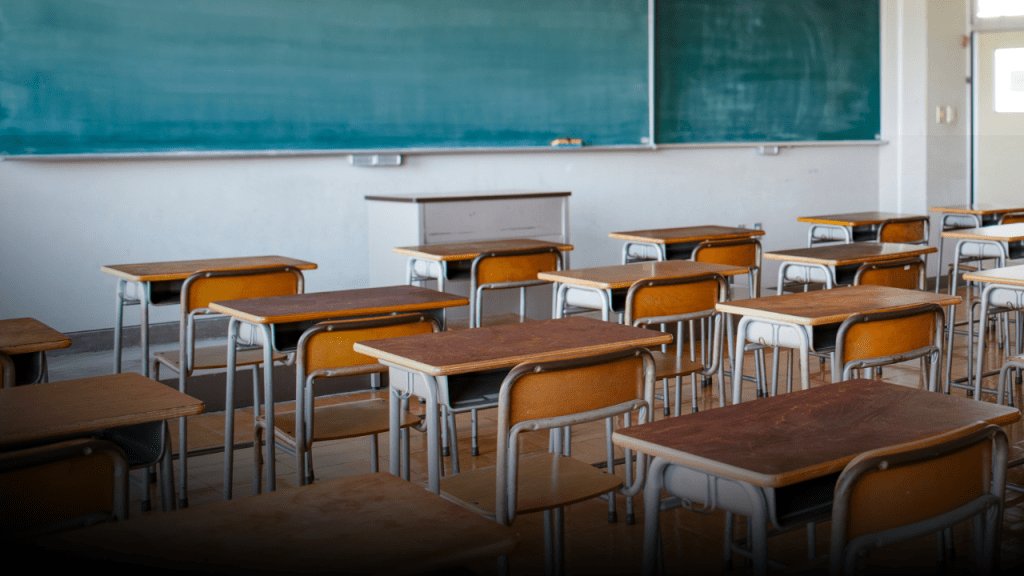 300+ Virginia Students Suspended After Anti-ICE Walkout…
