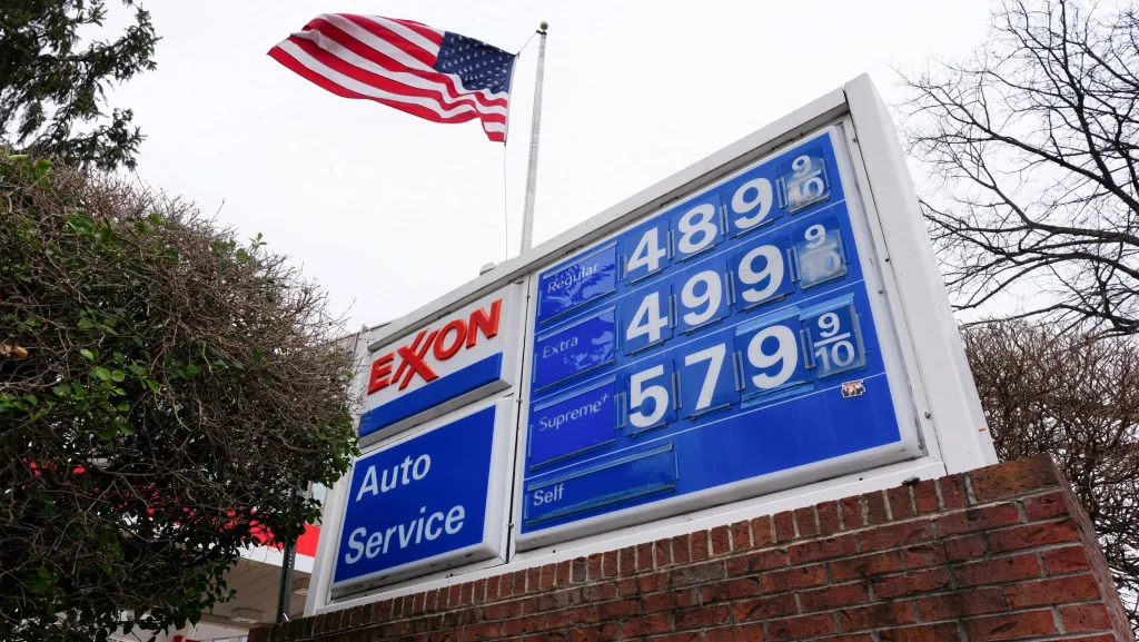 file-photo-pump-prices-climb-as-iran-war-threatens-supply-chain