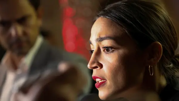 AOC Caught in Yankees SUITE as Fed. Workers go UNPAID…