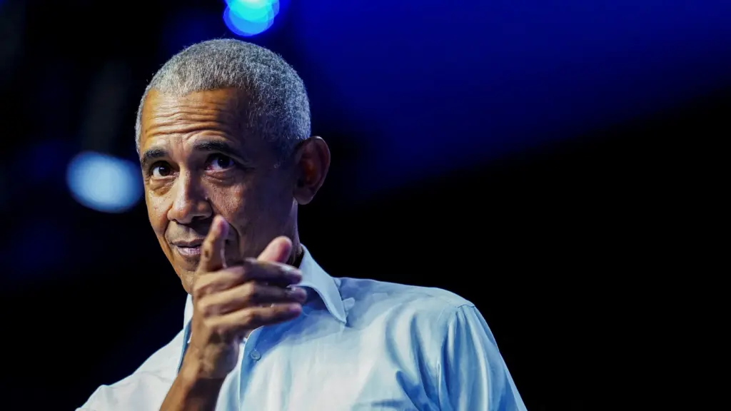 former-u-s-president-barack-obama-and-rock-star-bruce-springsteen-campaign-for-kamala-harris-and-tim-walz-in-philadelphia-5