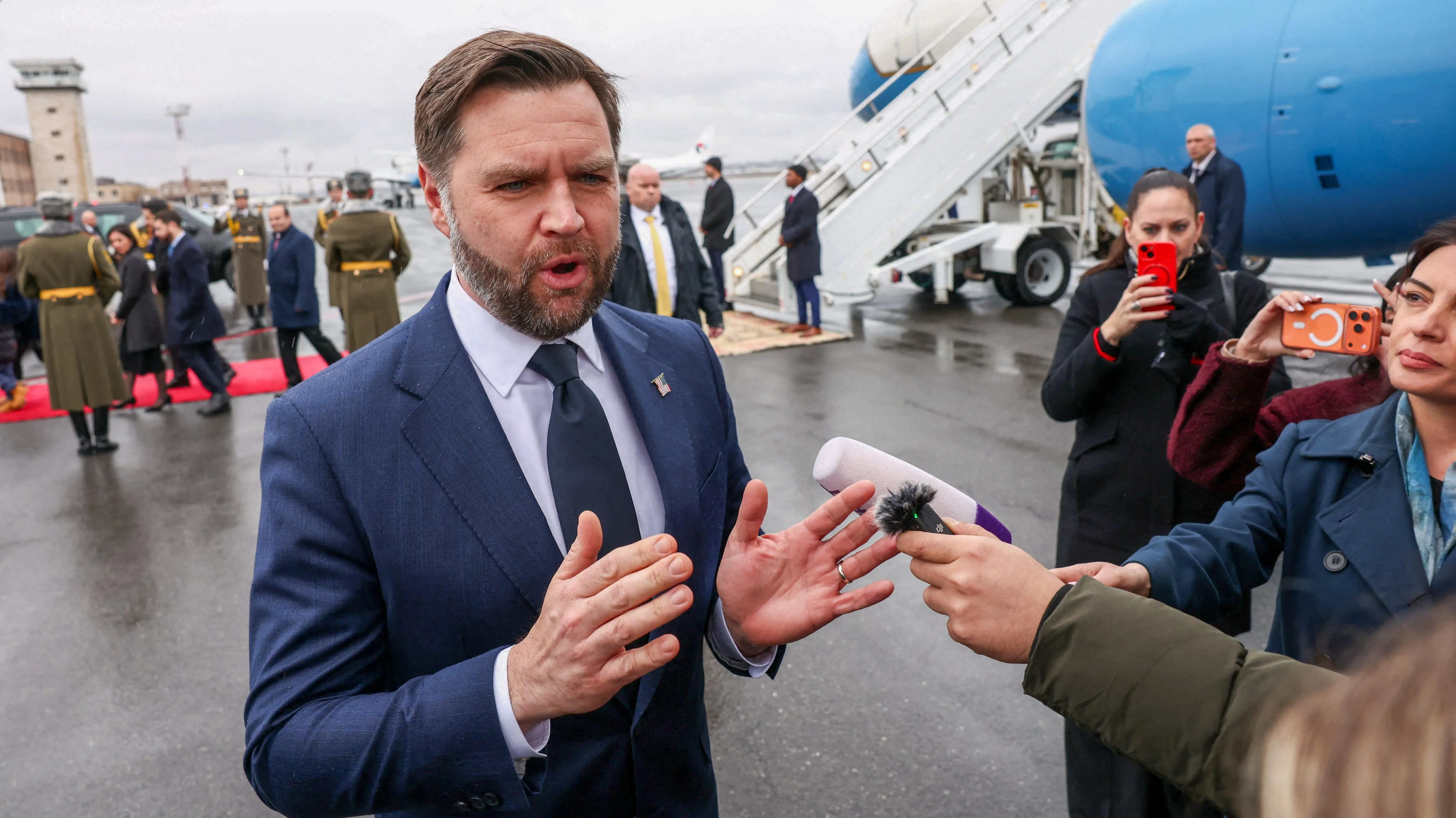 u-s-vice-president-jd-vance-visits-armenia-2