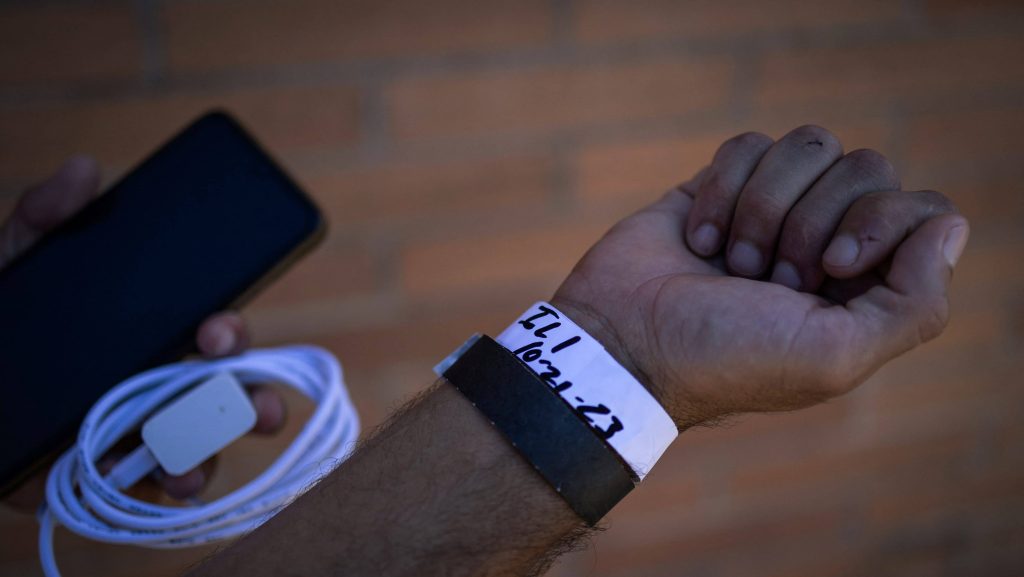 Gen Z Tries Digital Detox