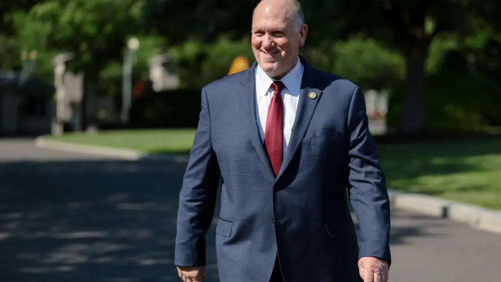 tom-homan-speaks-at-the-white-house-in-washington-2