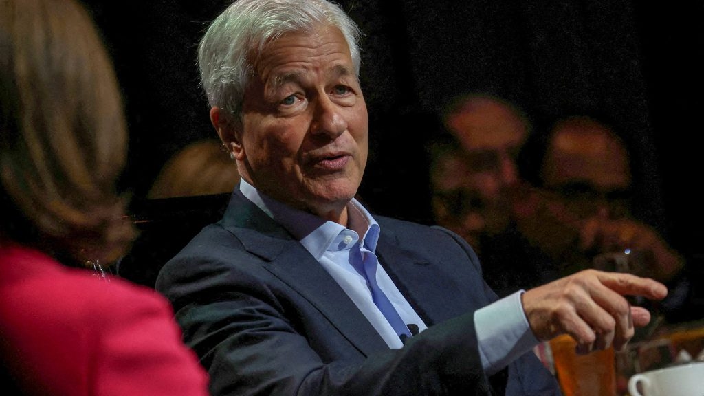 Jamie Dimon Warns Mamdani Tax Plans Could Hurt New York