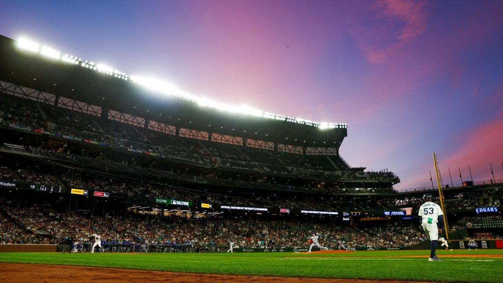 Mets Look To Answer In Seattle After Tight Mariners Loss