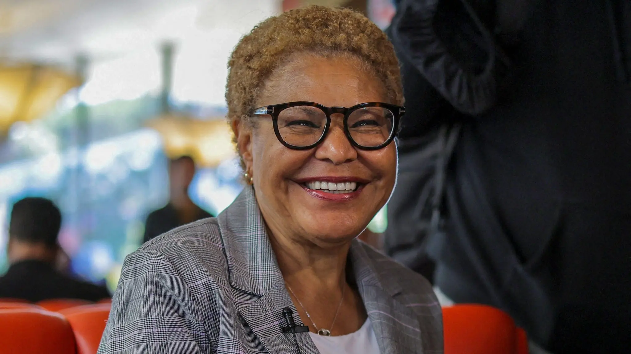 los-angeles-mayor-karen-bass-greets-diners-ahead-of-the-primary-election-in-los-angeles