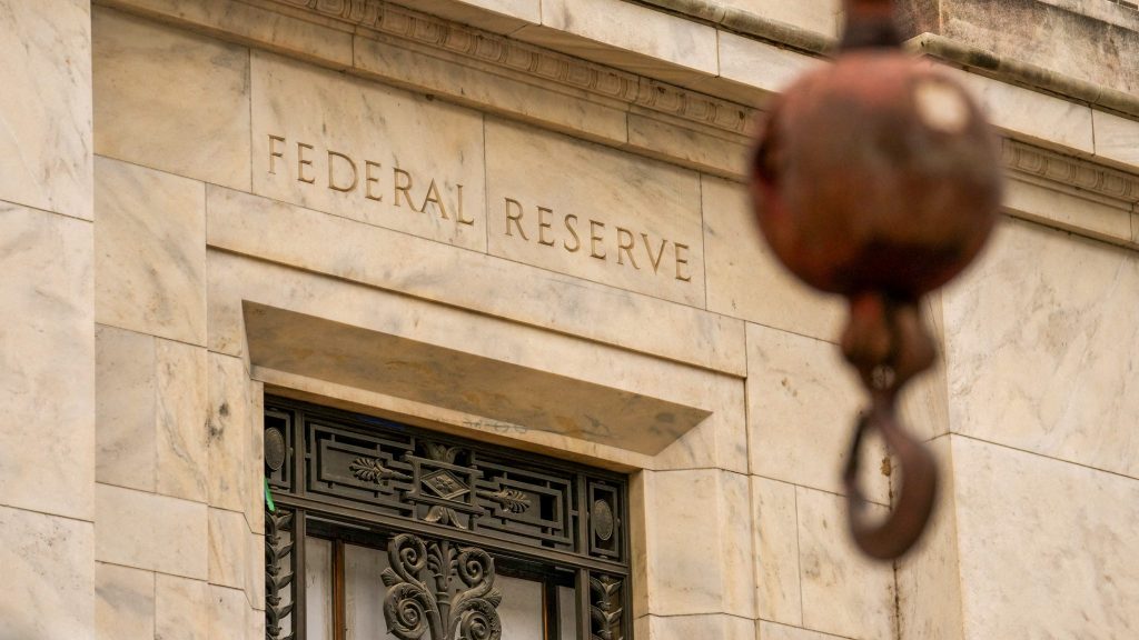 Mortgage Rates Ease To 6.53% But Buyers Still Feel Pinch
