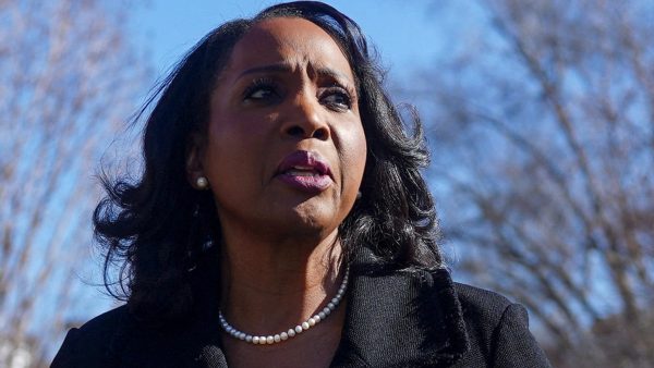 Court Blocks Trump Bid To Remove Fed Governor Lisa Cook